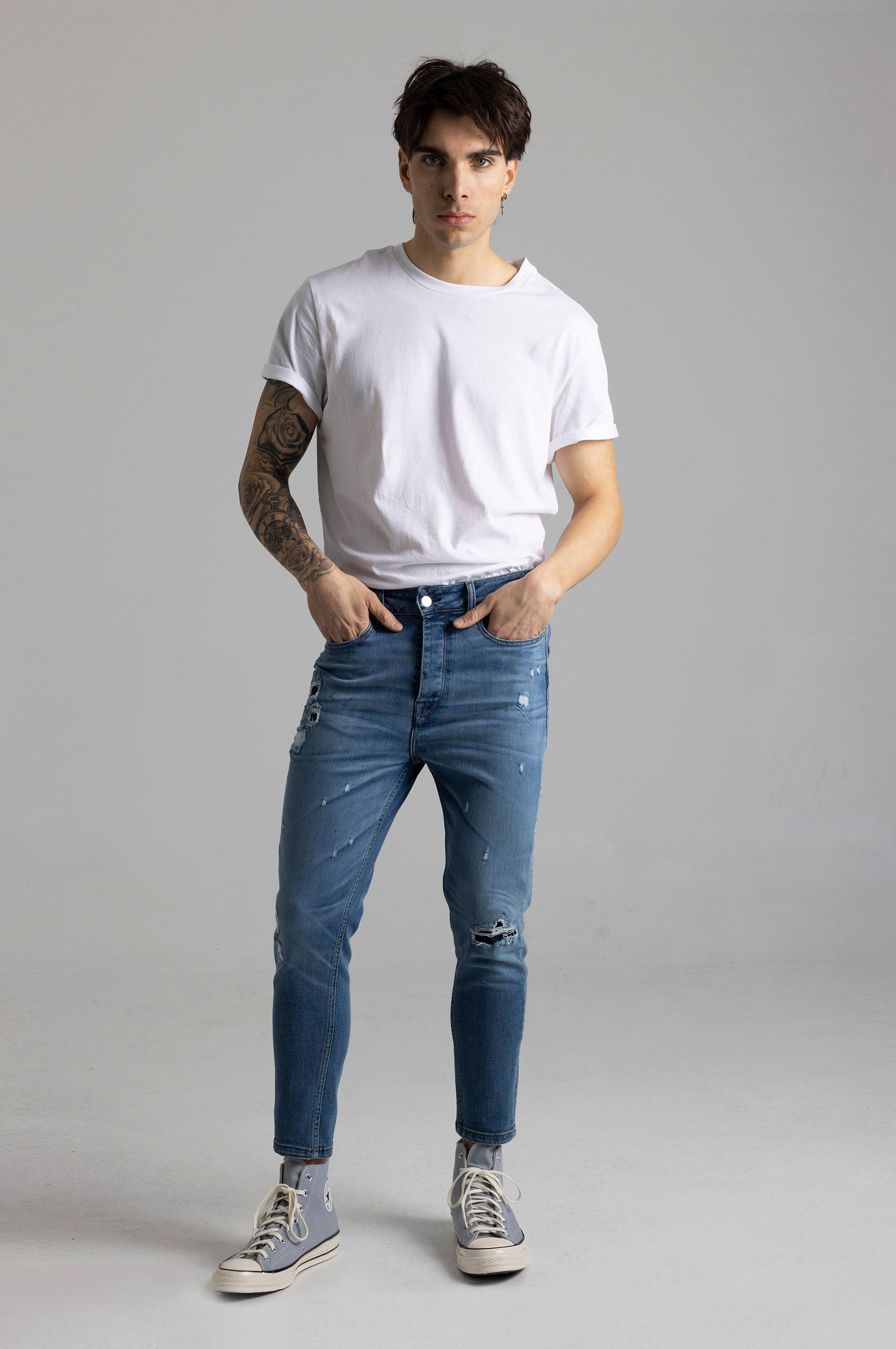 Buy Men Navy Mid Wash Classic Tapered Jeans Online - 808038 | Peter England